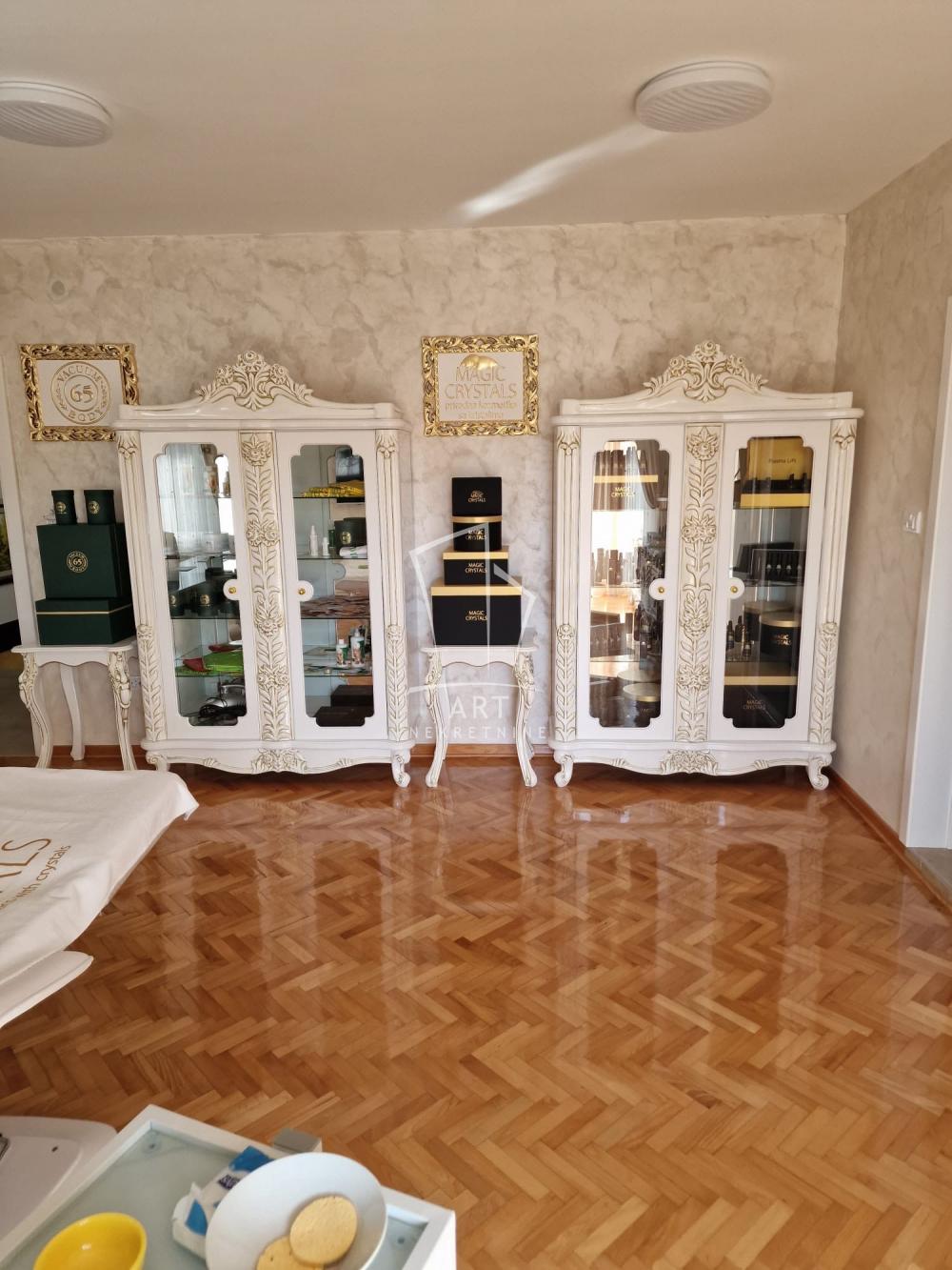 Slika 8 - Bulevar JNA,  Kuća na prodaju, 328m2, 1.600.000€