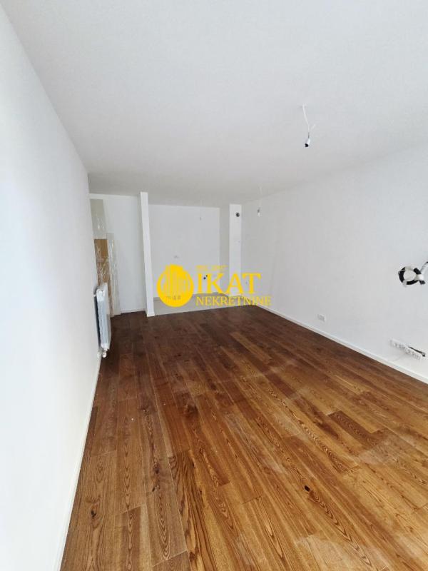 Slika 5 - Mirka Milojkovića, Trosoban stan na prodaju, 67m2, 205.000€