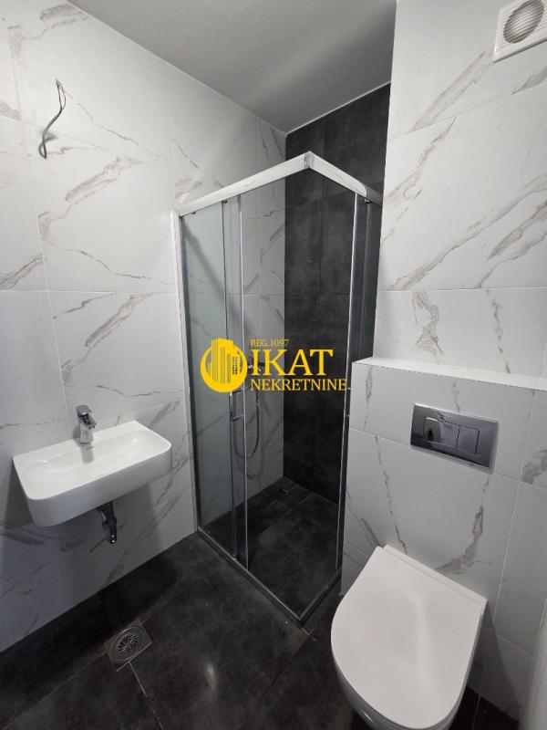 Slika 9 - Mirka Milojkovića, Trosoban stan na prodaju, 67m2, 205.000€