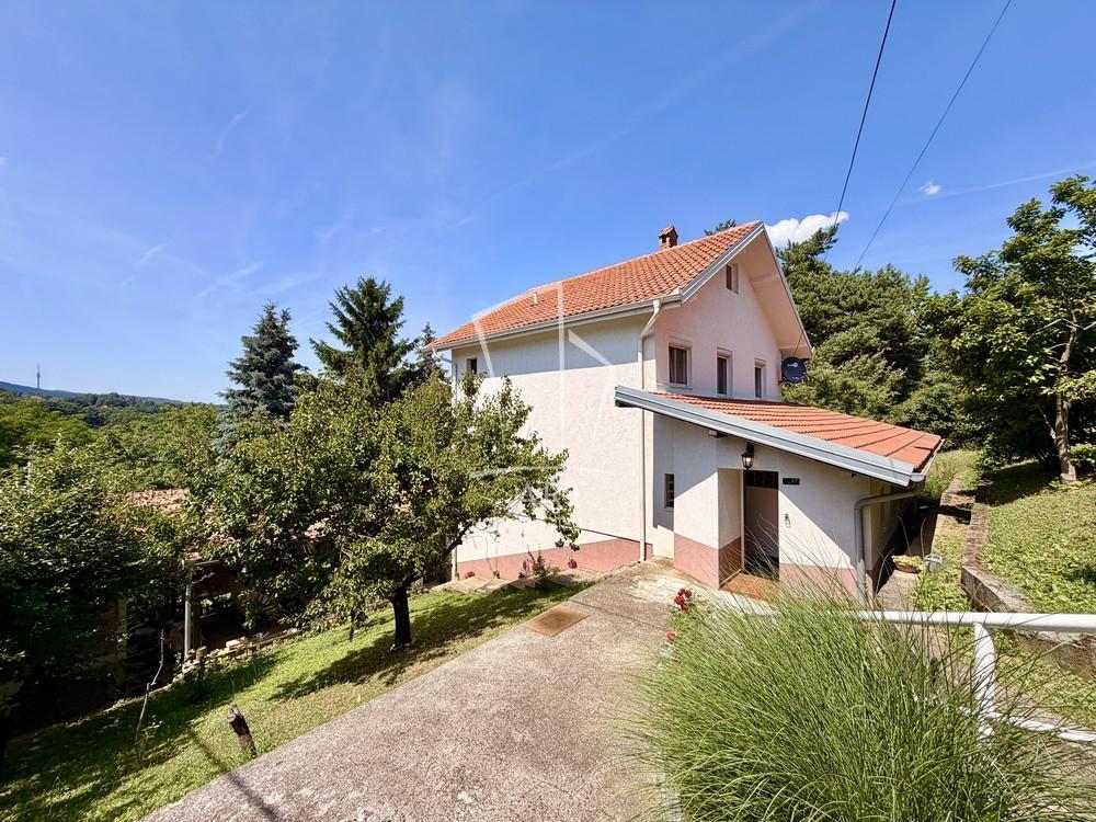 Glavna slika -Prizrenska,  Kuća na prodaju, 325m2, 310.000€