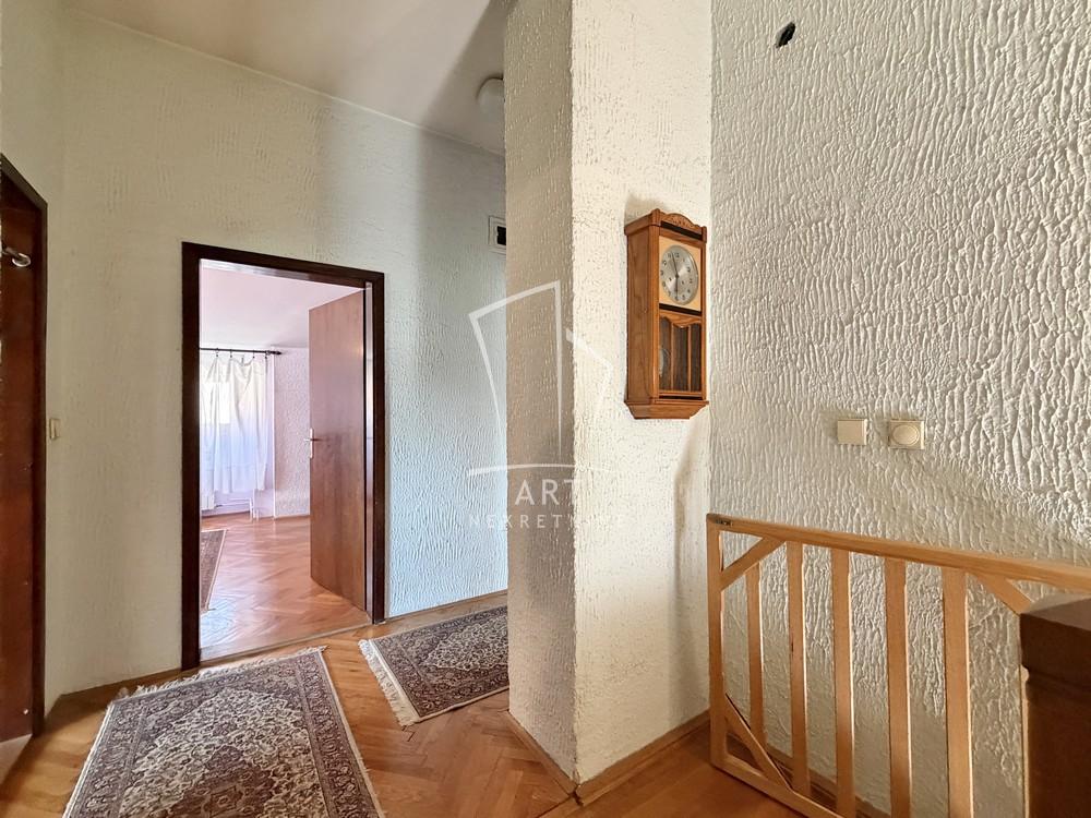 Slika 3 - Plitvička,  Kuća na prodaju, 343m2, 950.000€