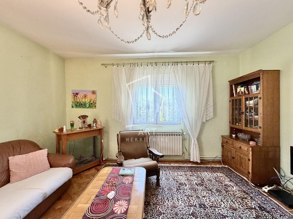 Slika 1 - Plitvička,  Kuća na prodaju, 343m2, 950.000€