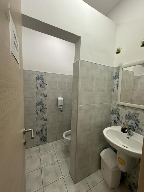 Slika 5 -  Lokal za izdavanje, 127m2, 1.200€
