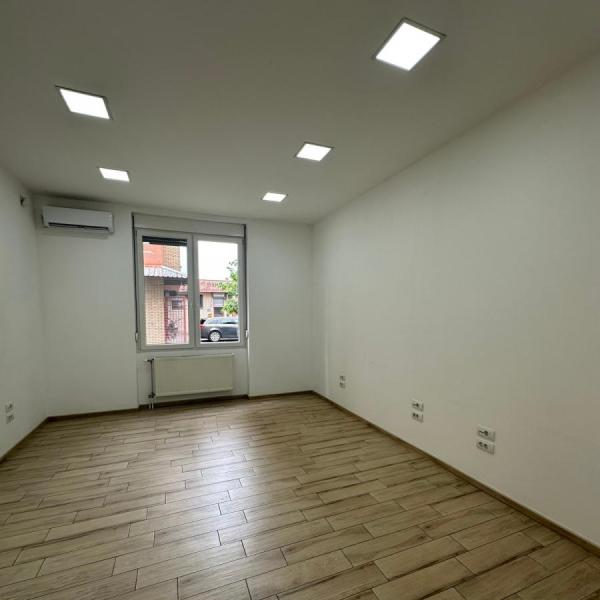 Slika 2 -  Lokal za izdavanje, 127m2, 1.200€