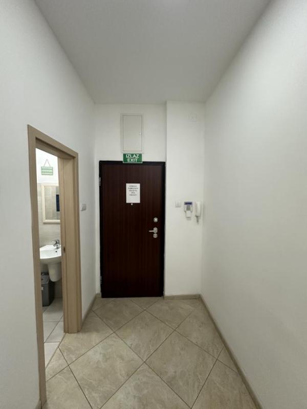 Slika 8 -  Lokal za izdavanje, 127m2, 1.200€