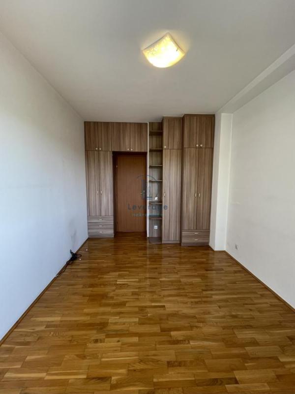 Slika 3 - Nebojšina, Dvoiposoban stan za izdavanje, 78m2, 1.000€