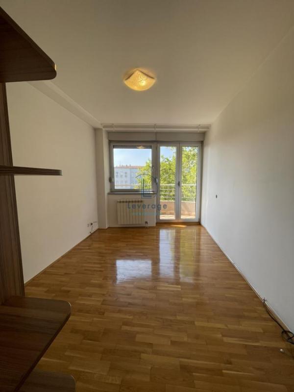Slika 2 - Nebojšina, Dvoiposoban stan za izdavanje, 78m2, 1.000€