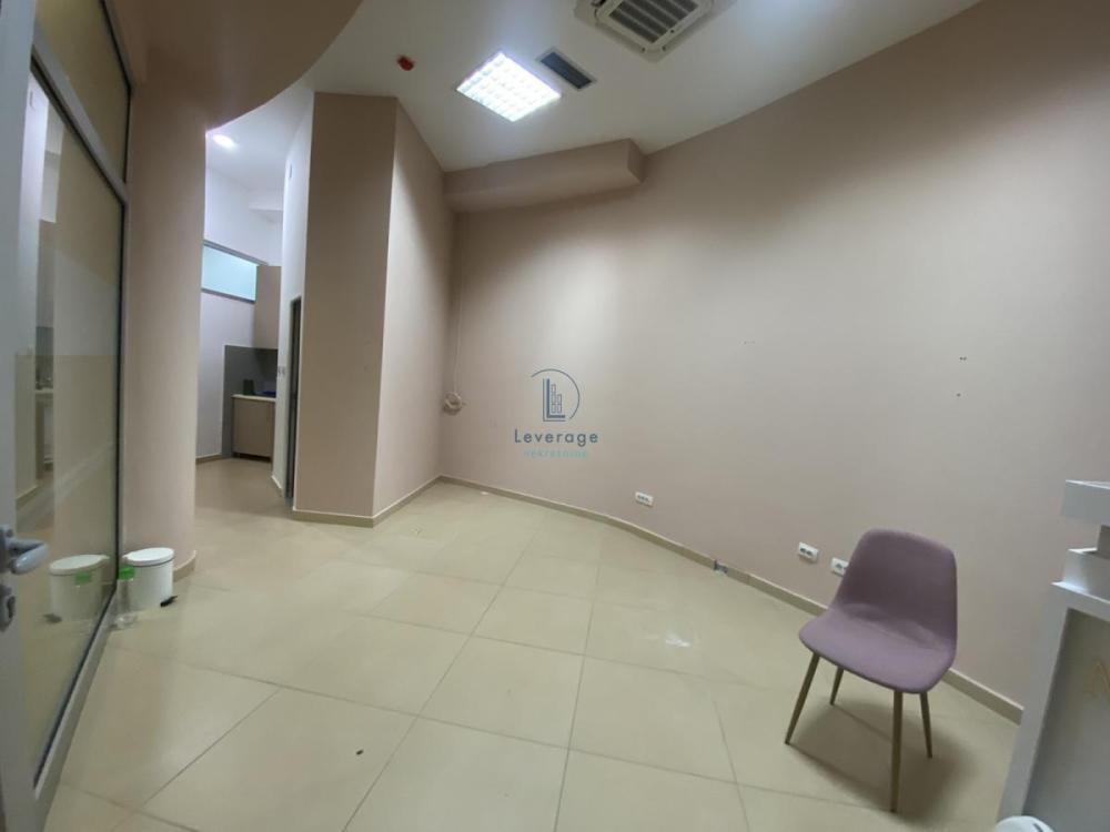 Glavna slika -Ustanička,  Lokal za izdavanje, 24m2, 350€