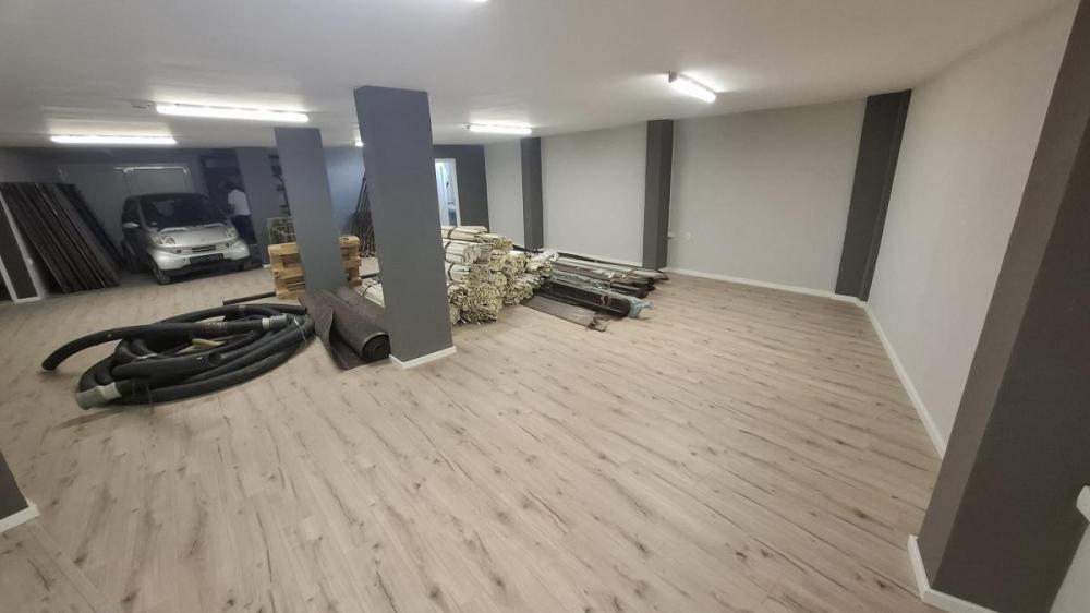 Slika 2 -  Lokal za izdavanje, 140m2, 700€