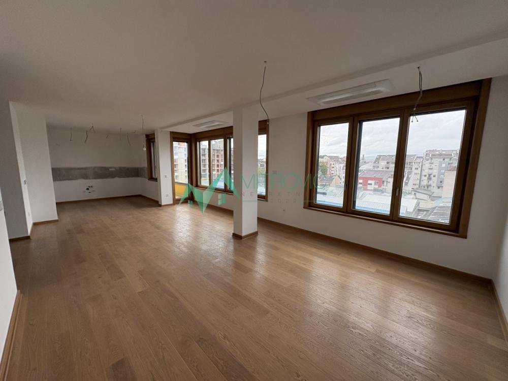 Slika 1 - Petosoban stan na prodaju, 121m2, 566.500€
