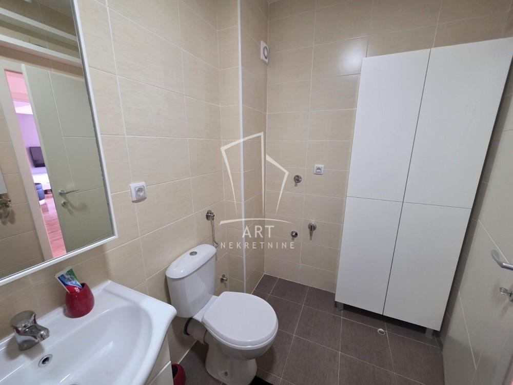 Slika 10 - Ilije Stojadinovića, Trosoban stan za izdavanje, 80m2, 750€