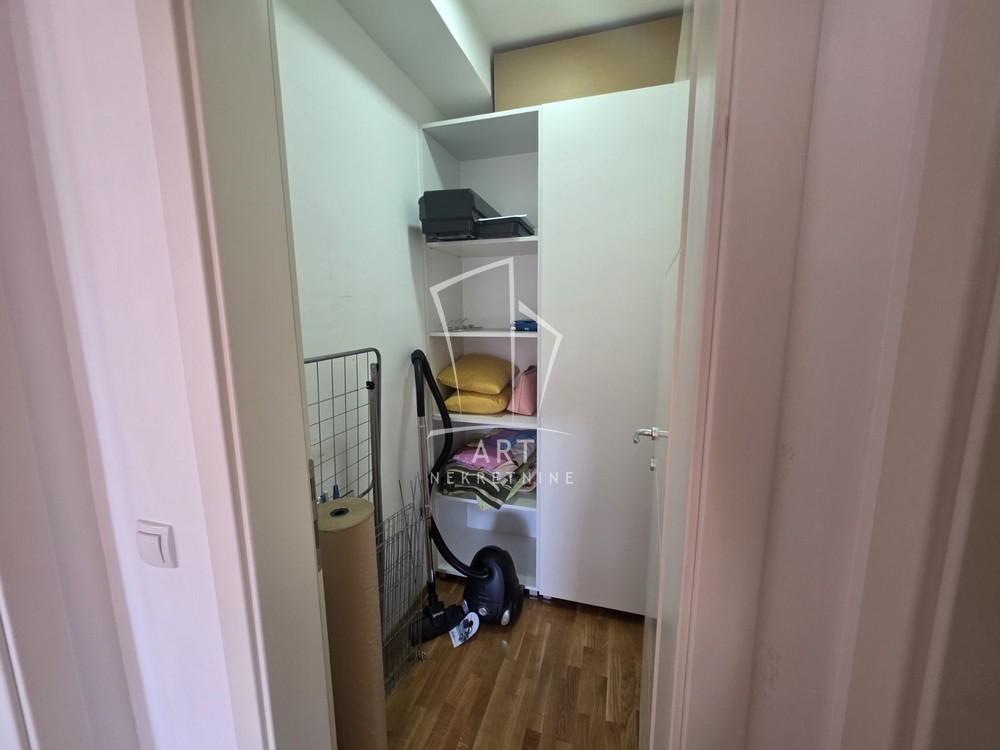 Slika 8 - Ilije Stojadinovića, Trosoban stan za izdavanje, 80m2, 750€
