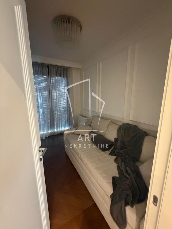 Slika 8 - Cara Nikolaja II, Četvorosoban stan za izdavanje, 119m2, 3.200€