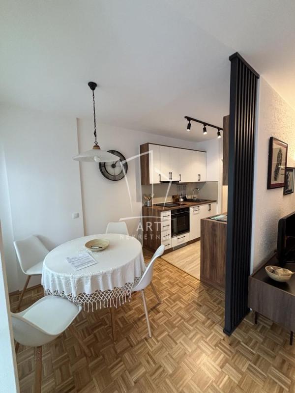 Slika 4 - Gandijeva, Dvosoban stan za izdavanje, 66m2, 650€
