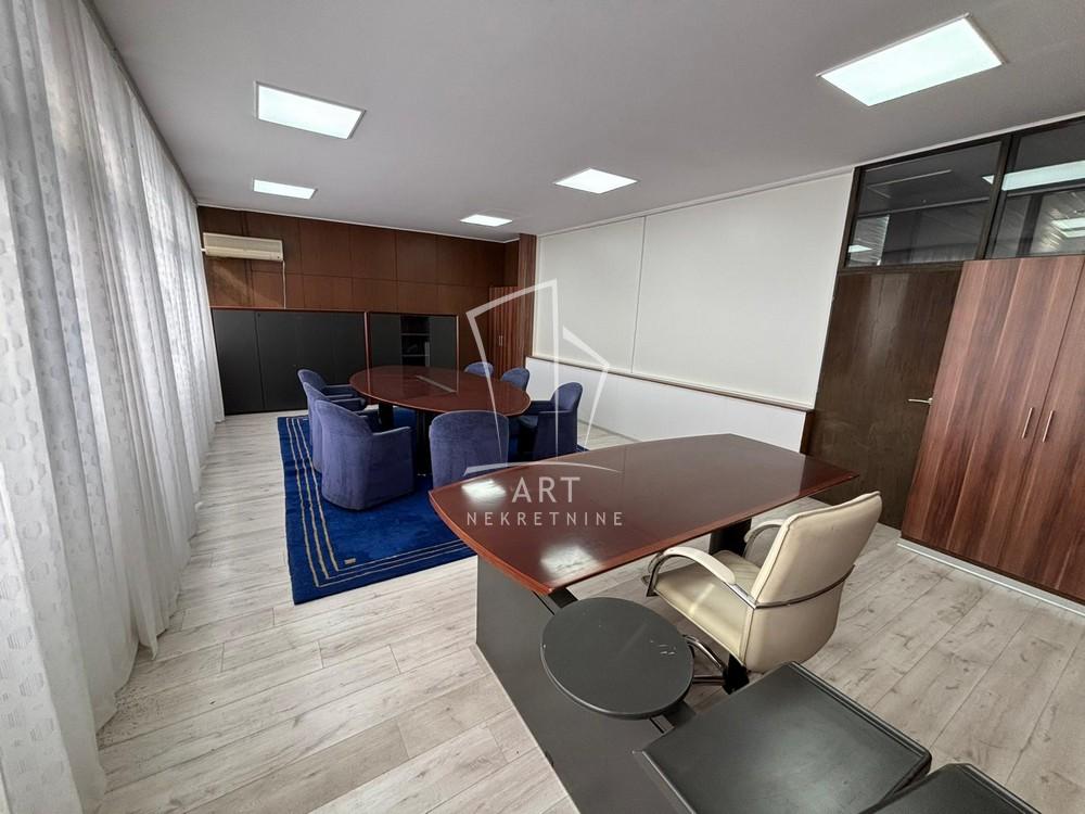 Slika 2 - Mite Ružića,  Lokal za izdavanje, 400m2, 4.000€