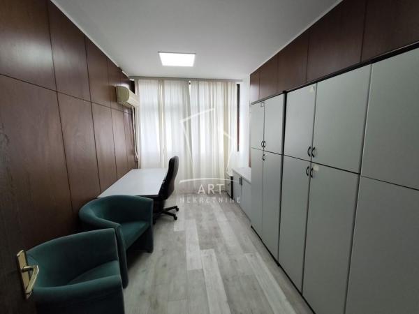 Slika 5 - Mite Ružića,  Lokal za izdavanje, 400m2, 4.000€