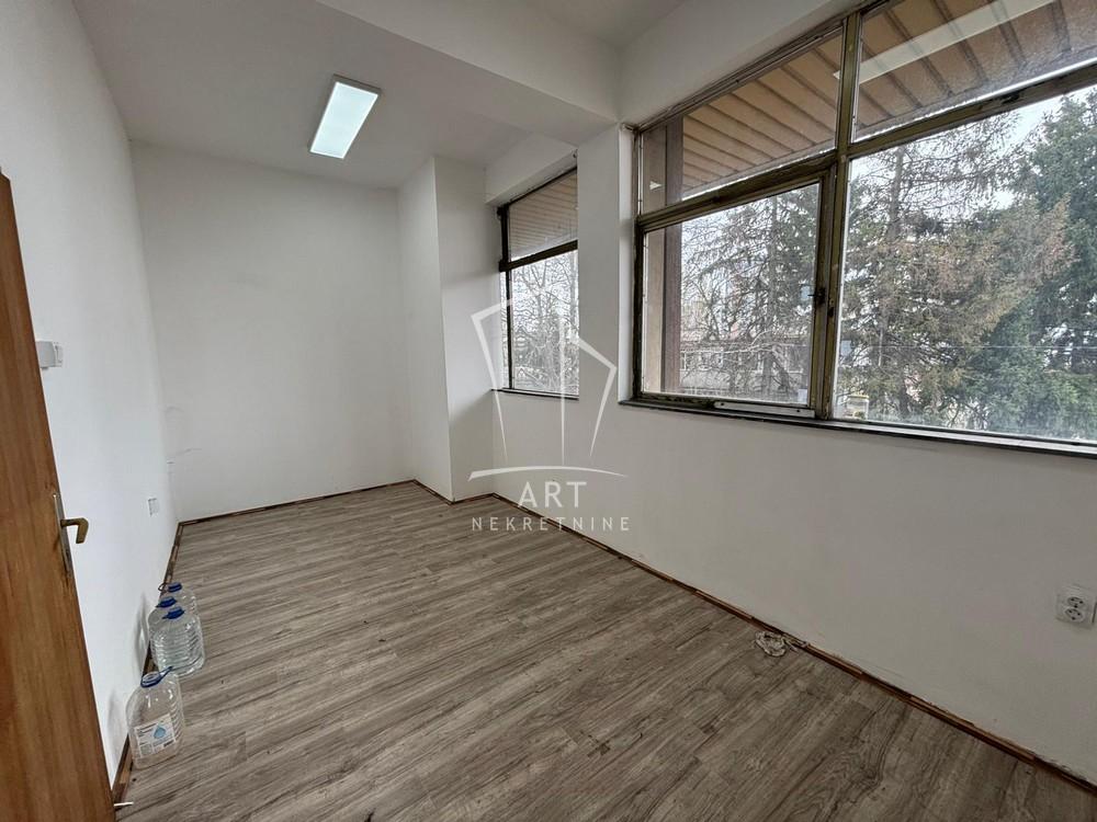 Slika 7 - Mite Ružića,  Lokal za izdavanje, 400m2, 4.000€