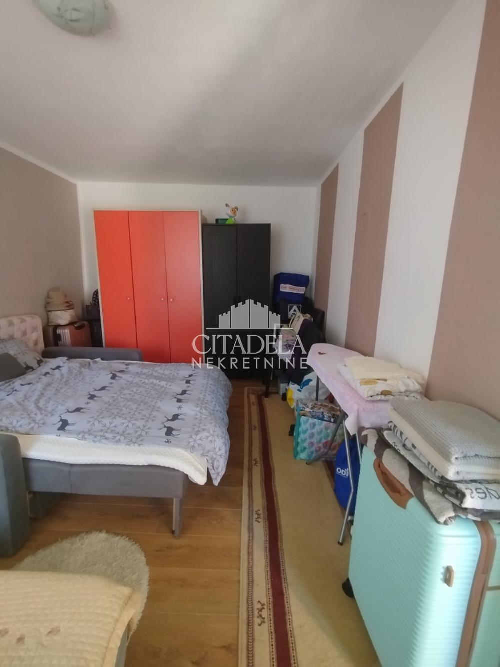Slika 11 - Ratka Jevtića, Kuća na prodaju, 200m2, 125.000€