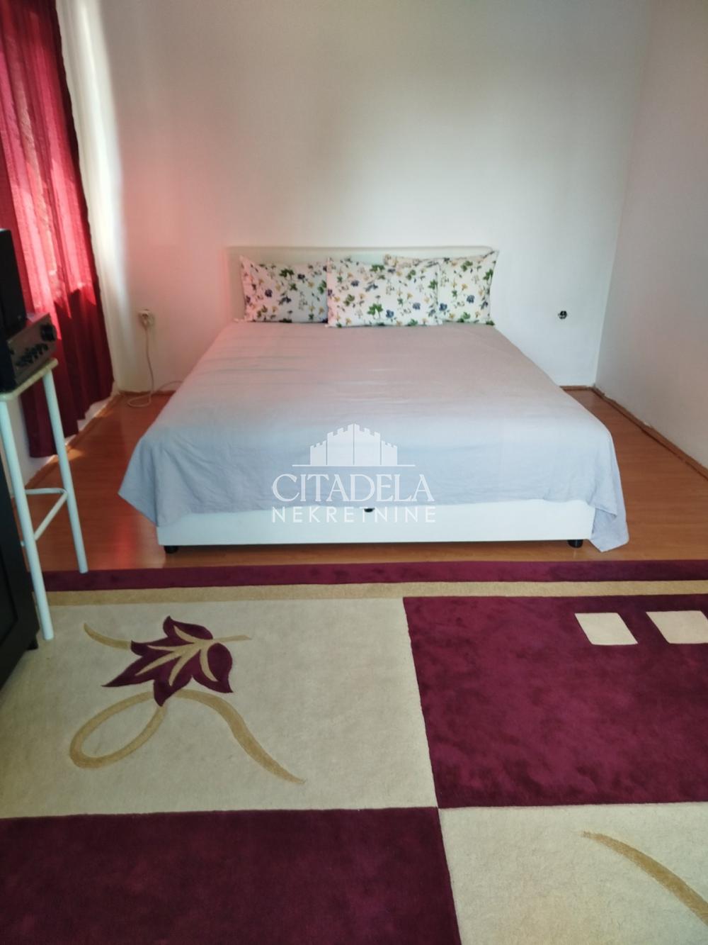 Slika 8 - Ratka Jevtića, Kuća na prodaju, 200m2, 125.000€