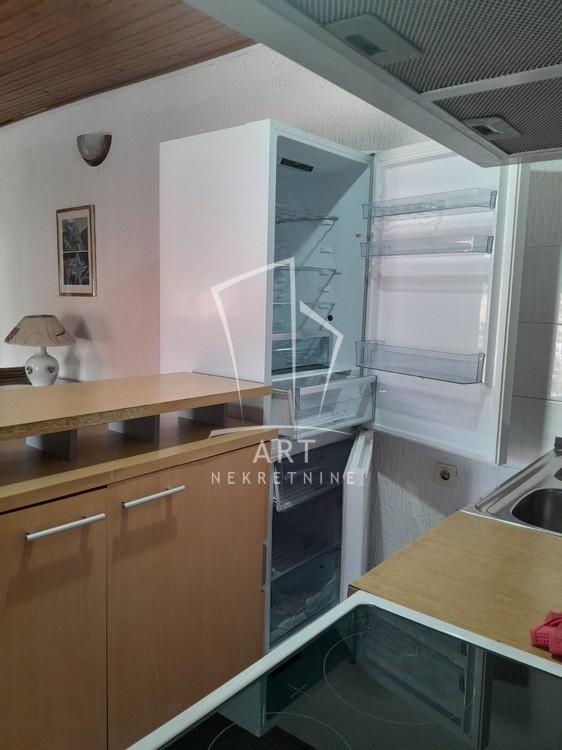 Slika 3 - Triše Kaclerovića, Dvosoban stan za izdavanje, 60m2, 400€