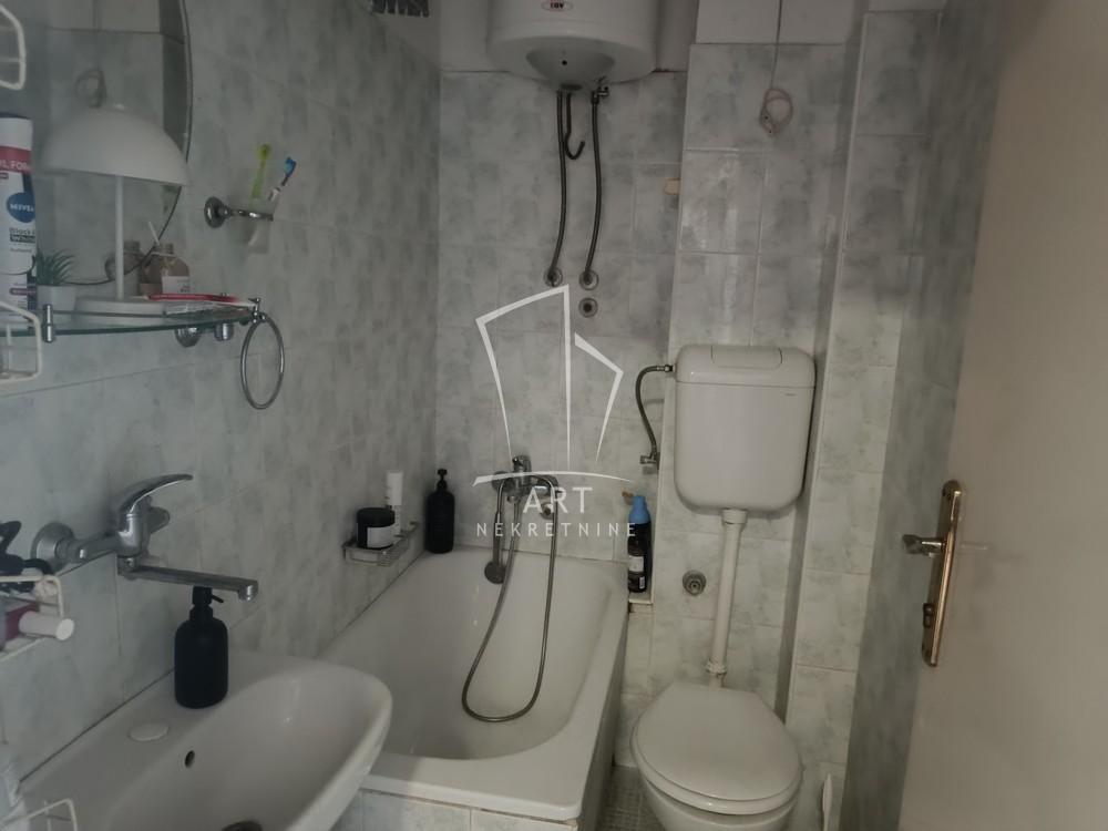 Slika 4 - Pariske komune, Jednoiposoban stan na prodaju, 35m2, 160.000€