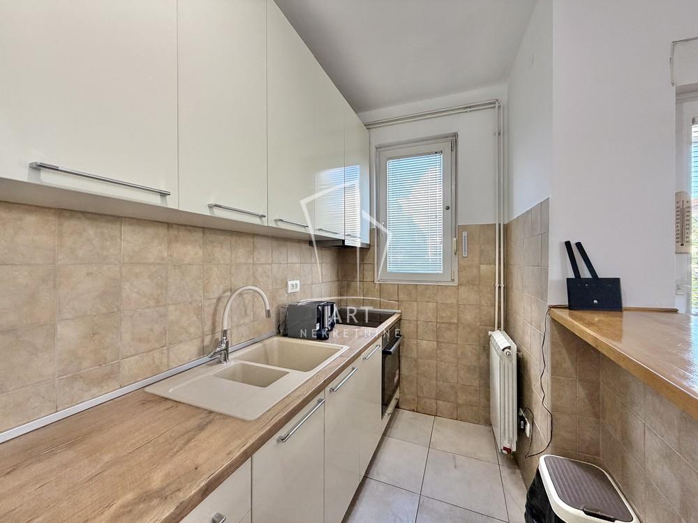 Slika 10 - Radoja Domanovića, Četvorosoban stan na prodaju, 87m2, 350.000€
