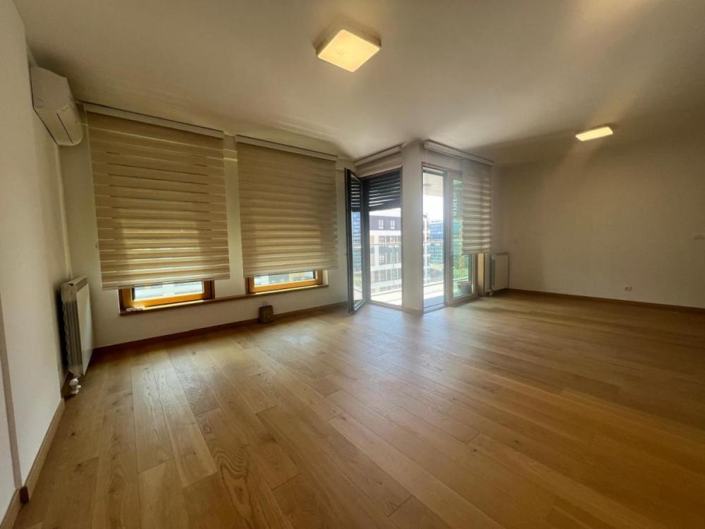 Slika 3 - Trosoban stan za izdavanje, 112m2, 2.400€