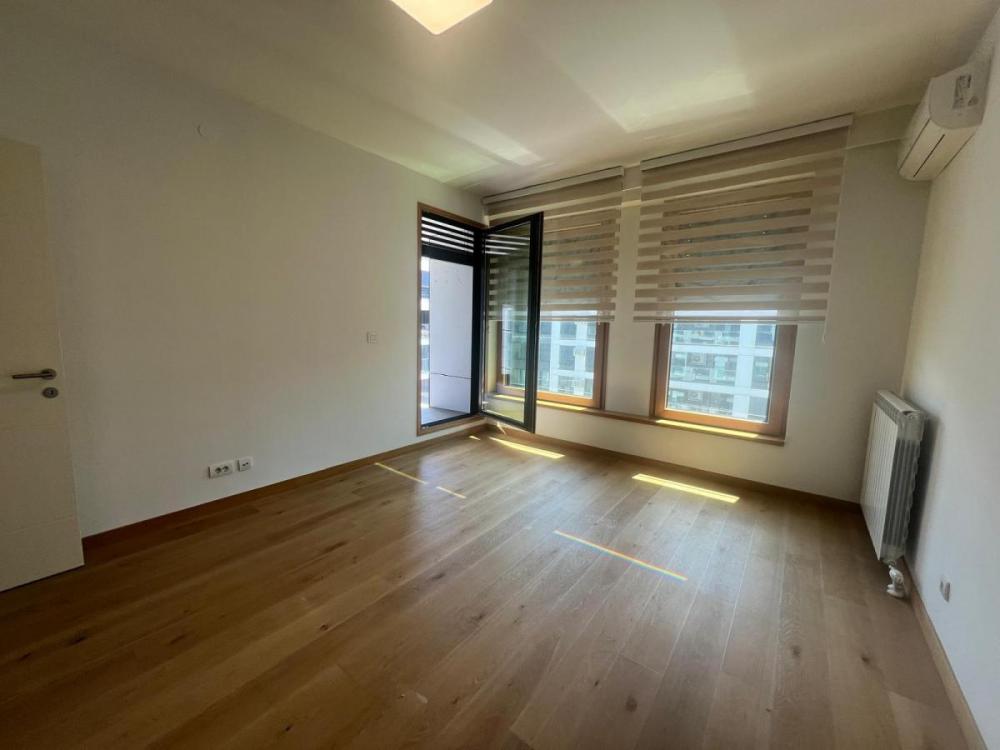 Slika 10 - Trosoban stan za izdavanje, 112m2, 2.400€