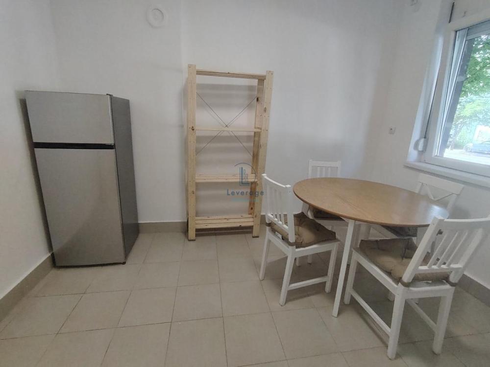 Slika 5 - Cara Dušana, Dvosoban stan za izdavanje, 60m2, 650€
