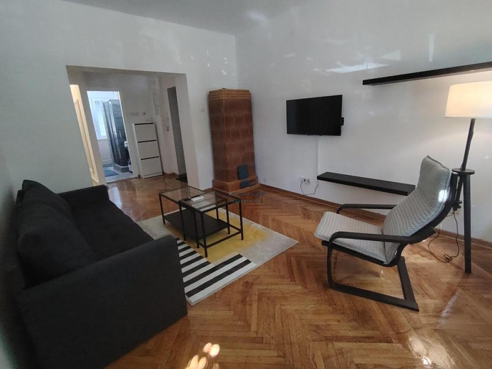 Slika 1 - Cara Dušana, Dvosoban stan za izdavanje, 60m2, 650€