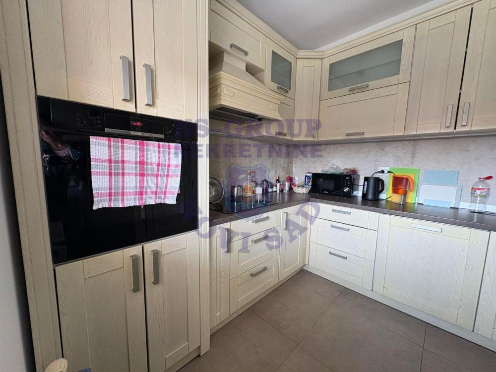 Slika 3 - Četvorosoban stan na prodaju, 132m2, 251.000€