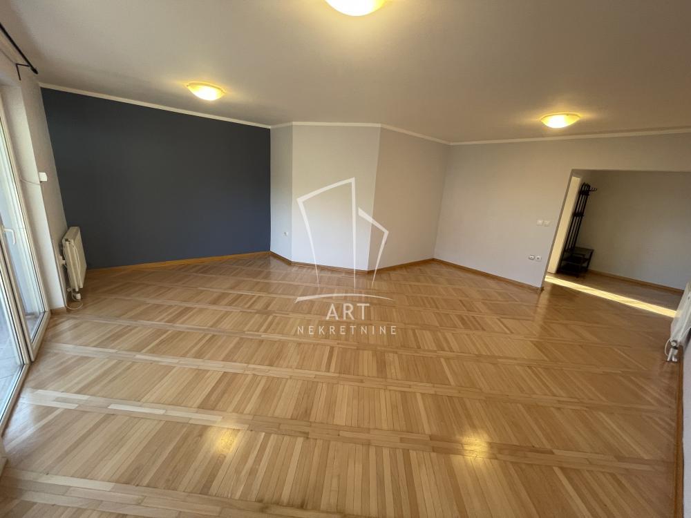 Glavna slika -Mihaila Avramovića, Četvorosoban stan za izdavanje, 123m2, 1.000€