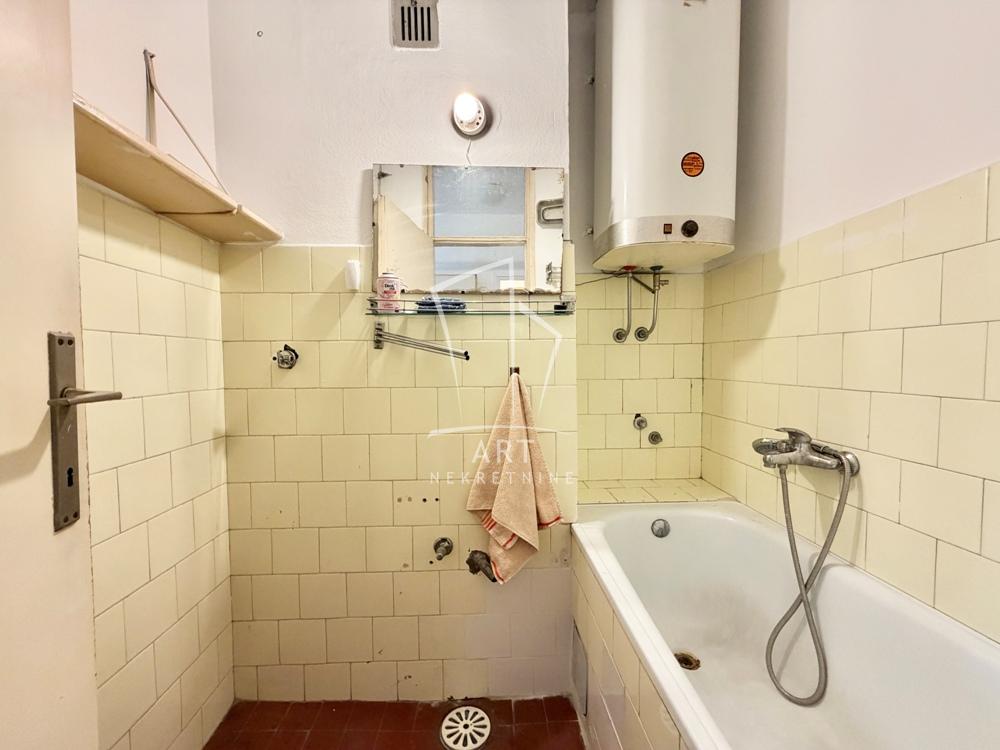 Slika 3 - Bulevar Arsenija Čarnojevića, Dvoiposoban stan na prodaju, 64m2, 240.000€