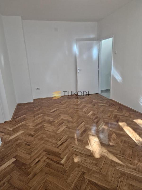 Slika 3 -  Lokal za izdavanje, 64m2, 750€