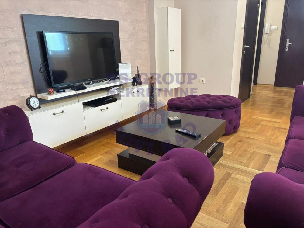 Slika 1 - Četvorosoban stan na prodaju, 95m2, 274.000€
