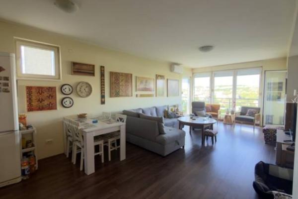 Slika 5 - Matice Srpske, Trosoban stan na prodaju, 77m2, 210.000€