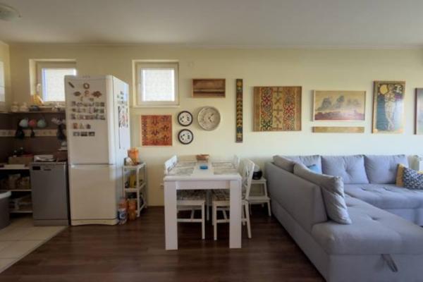 Slika 2 - Matice Srpske, Trosoban stan na prodaju, 77m2, 210.000€