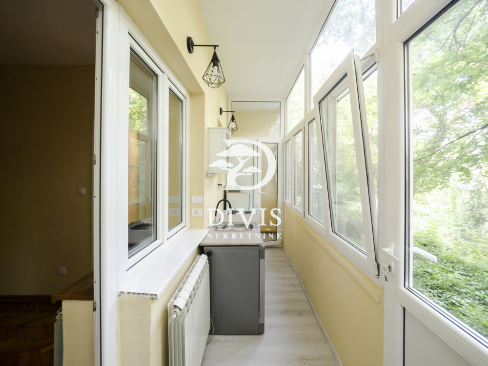 Slika 10 - Cetinjska, Četvorosoban stan na prodaju, 65m2, 350.000€