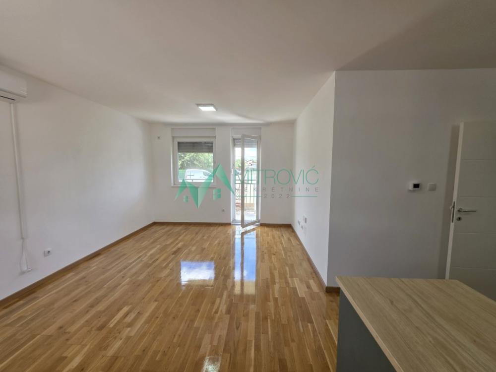 Slika 2 - Četvorosoban stan na prodaju, 74m2, 165.000€