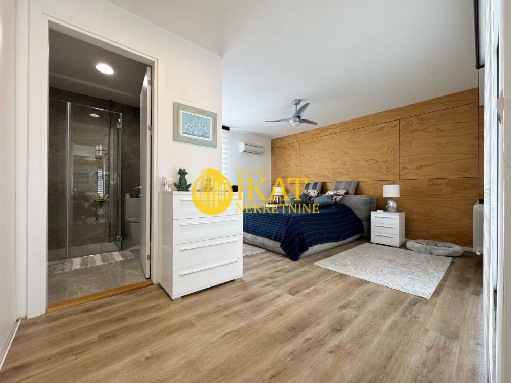 Slika 8 - Pionirska,  Kuća na prodaju, 153m2, 350.000€