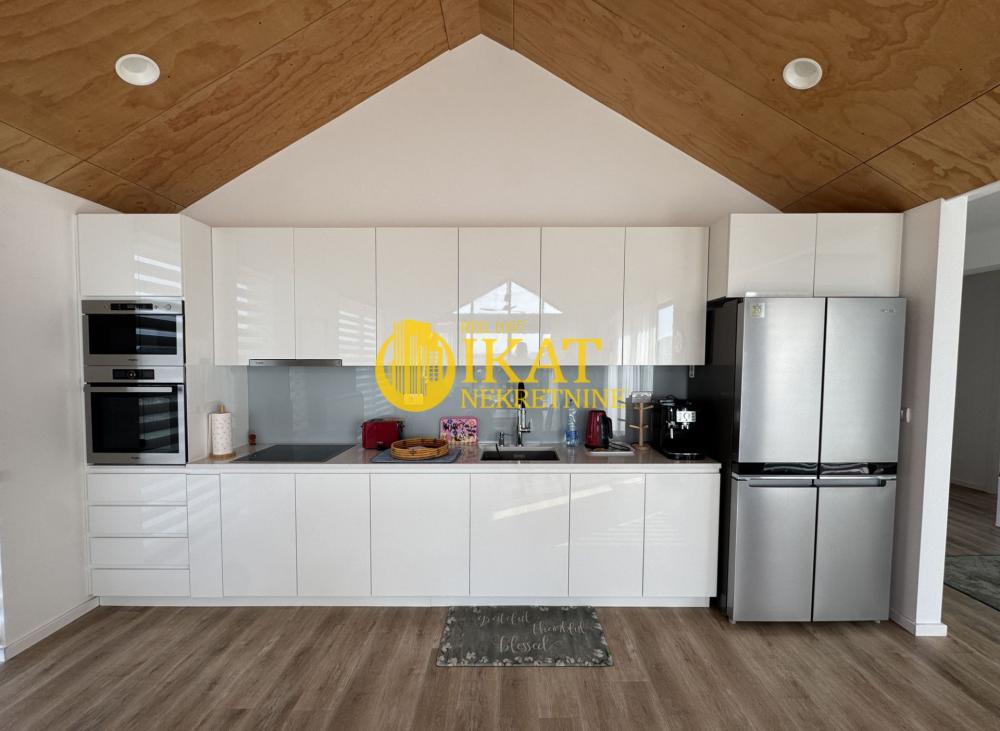 Slika 4 - Pionirska,  Kuća na prodaju, 153m2, 350.000€