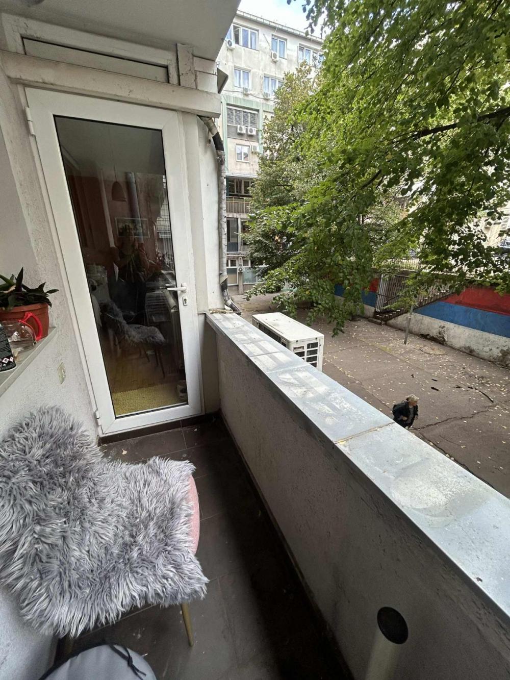Slika 10 - Kralja Milana, Dvoiposoban stan za izdavanje, 58m2, 1.000€