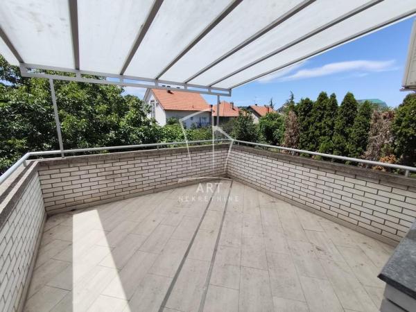 Slika 10 - Ulofa Palmea,  Kuća za izdavanje, 270m2, 1.600€