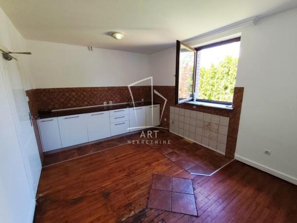 Slika 2 - Ulofa Palmea,  Kuća za izdavanje, 270m2, 1.600€