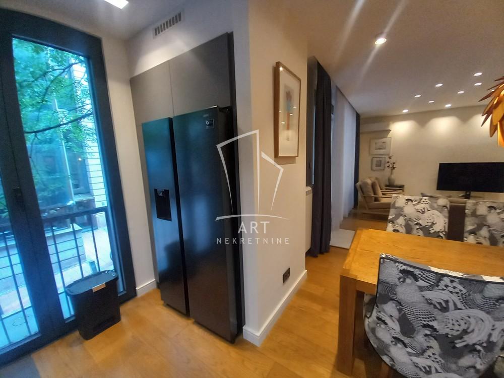 Slika 1 - Dositejeva, Trosoban stan za izdavanje, 84m2, 2.000€