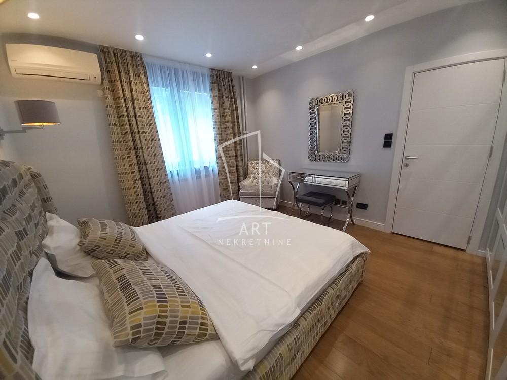 Slika 8 - Dositejeva, Trosoban stan za izdavanje, 84m2, 2.000€