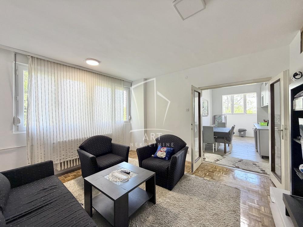 Glavna slika -Sretena Mladenovića Mike, Dvoiposoban stan na prodaju, 40m2, 125.000€