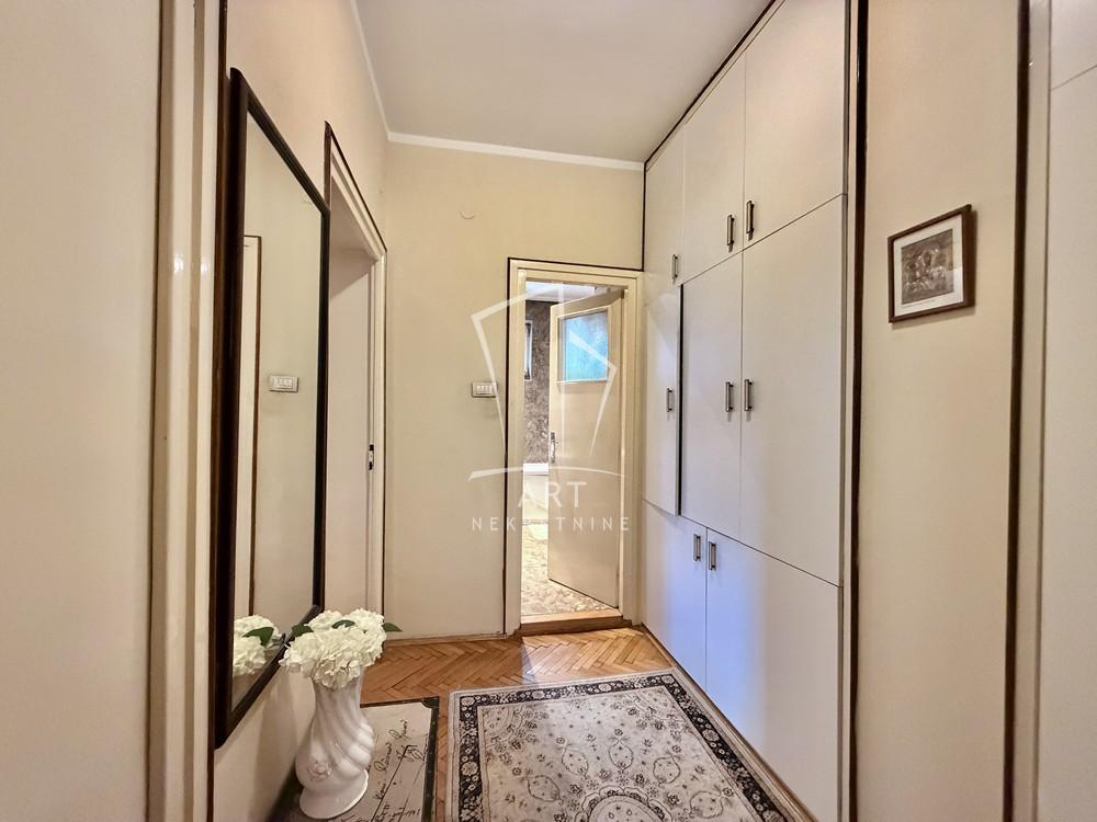 Slika 7 - Mihaila Avramovića, Petoiposoban stan na prodaju, 214m2, 970.000€