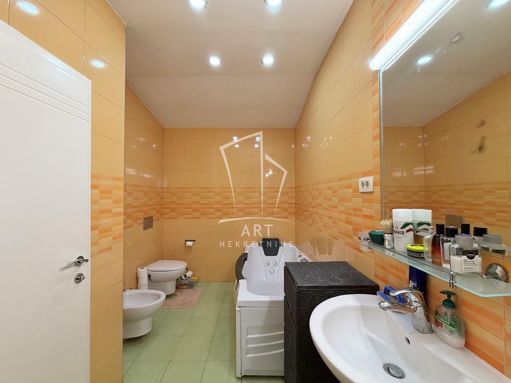 Slika 8 - Đevđelijska, Četvorosoban stan na prodaju, 157m2, 375.000€