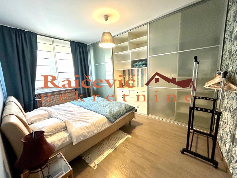 Slika 4 - Cetinjska, Trosoban stan na prodaju, 80m2, 399.000€